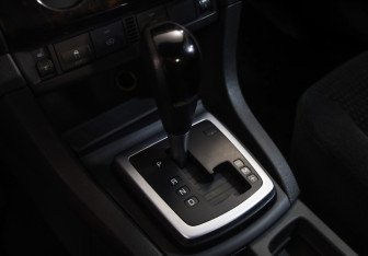 Подержанный автомобиль Ford Focus Sedan 2007 года (14 фото)