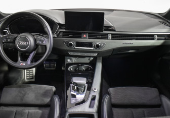 Подержанный автомобиль Audi A5 Coupe 2020 года (13 фото)