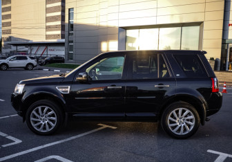 Подержанный автомобиль Land Rover Freelander 2011 года (9 фото)