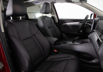 Подержанный автомобиль Haval F7 2023 года (18 фото)