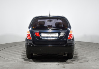 Подержанный автомобиль Suzuki Liana Wagon 2006 года (6 фото)