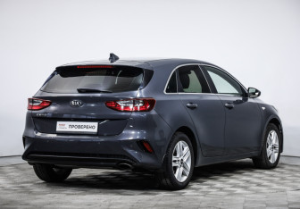 Подержанный автомобиль Kia Ceed Hatchback 2018 года (5 фото)