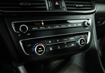 Подержанный автомобиль Kia Optima Sedan 2019 года (20 фото)