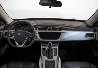 Подержанный автомобиль Geely Atlas 2020 года (9 фото)