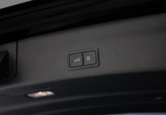 Подержанный автомобиль Audi A6 allroad 2019 года (36 фото)