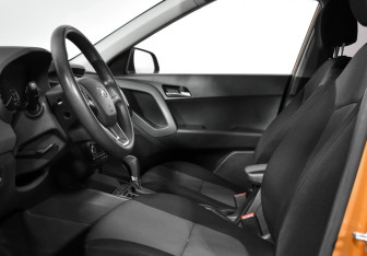 Подержанный автомобиль Hyundai Creta 2016 года (12 фото)