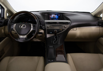 Подержанный автомобиль Lexus RX 2014 года (9 фото)
