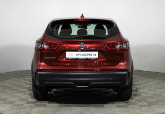 Подержанный автомобиль Nissan Qashqai 2019 года (6 фото)