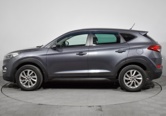 Подержанный автомобиль Hyundai Tucson 2016 года (8 фото)