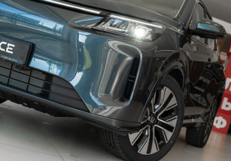 Новый Evolute i-SPACE 2025 (9 фото)