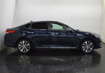 Подержанный автомобиль Kia Optima Sedan 2018 года (4 фото)