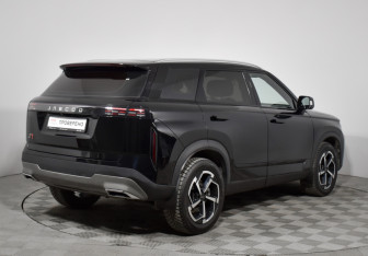 Подержанный автомобиль Jaecoo J7 2024 года (5 фото)