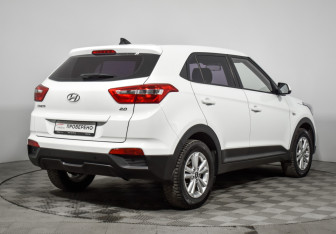 Подержанный автомобиль Hyundai Creta 2018 года (5 фото)