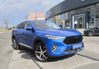 Подержанный автомобиль Haval F7x 2020 года (3 фото)