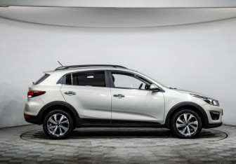 Подержанный автомобиль Kia Rio Hatchback 2019 года (4 фото)