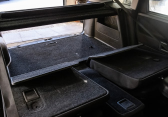 Подержанный автомобиль Opel Meriva 2007 года (23 фото)