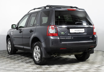 Подержанный автомобиль Land Rover Freelander 2010 года (7 фото)