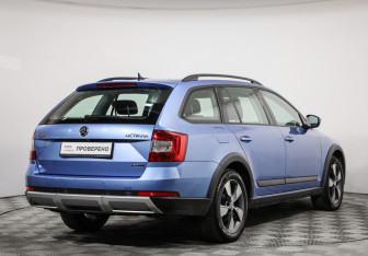 Подержанный автомобиль Skoda Octavia Wagon 2016 года (5 фото)