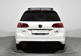 Подержанный автомобиль Volkswagen Golf Wagon 2014 года (6 фото)