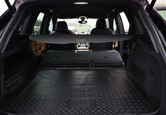 Подержанный автомобиль Porsche Cayenne 2014 года (37 фото)