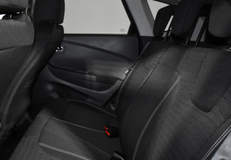 Подержанный автомобиль Renault Kaptur 2019 года (12 фото)