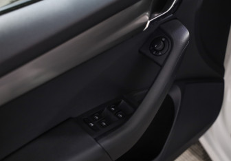 Подержанный автомобиль Skoda Octavia Liftback 2018 года (17 фото)