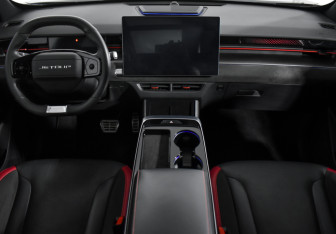 Подержанный автомобиль Jetour Dashing 2024 года (16 фото)