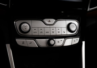 Подержанный автомобиль Great Wall Poer 2022 года (18 фото)