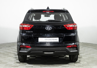 Подержанный автомобиль Hyundai Creta 2018 года (6 фото)