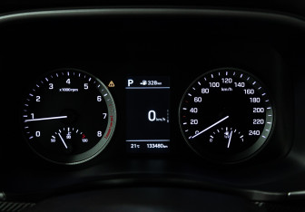 Подержанный автомобиль Hyundai Tucson 2019 года (12 фото)