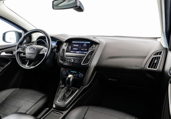 Подержанный автомобиль Ford Focus Wagon 2016 года (9 фото)