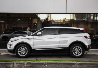 Подержанный автомобиль Land Rover Range Rover Evoque 2012 года (9 фото)
