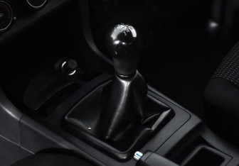 Подержанный автомобиль Mitsubishi Lancer Sedan 2010 года (11 фото)