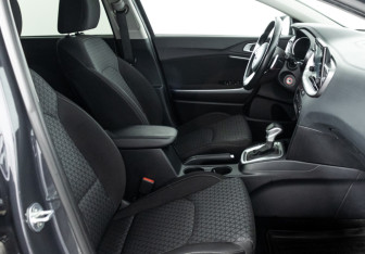 Подержанный автомобиль Kia Ceed Wagon 2021 года (15 фото)