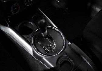Подержанный автомобиль Mitsubishi ASX 2012 года (11 фото)