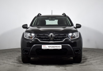 Подержанный автомобиль Renault Duster 2022 года (2 фото)