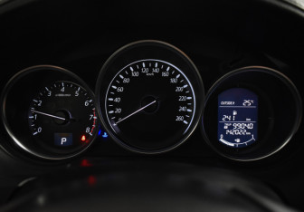 Подержанный автомобиль Mazda 6 Sedan 2015 года (23 фото)