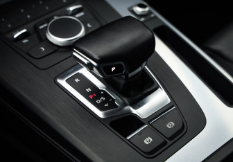 Подержанный автомобиль Audi Q5 2019 года (22 фото)