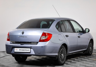 Подержанный автомобиль Renault Symbol 2008 года (4 фото)