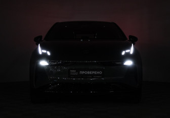 Подержанный автомобиль Zeekr X 2024 года (36 фото)