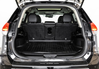 Подержанный автомобиль Nissan X-Trail 2020 года (26 фото)