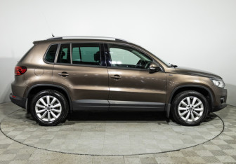 Подержанный автомобиль Volkswagen Tiguan 2016 года (4 фото)