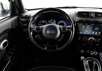 Подержанный автомобиль Kia Soul 2015 года (12 фото)