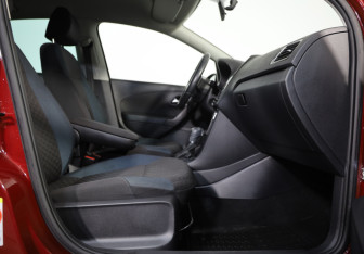 Подержанный автомобиль Volkswagen Polo Sedan 2019 года (19 фото)