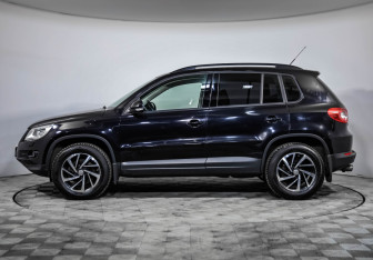 Подержанный автомобиль Volkswagen Tiguan 2010 года (4 фото)