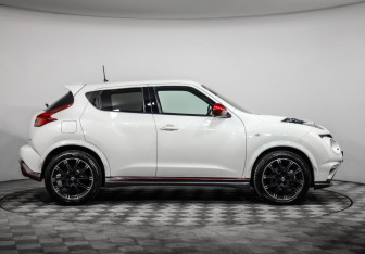 Подержанный автомобиль Nissan Juke Nismo 2013 года (4 фото)