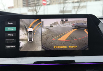 Подержанный автомобиль Changan UNI-V 2023 года (27 фото)