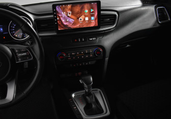 Подержанный автомобиль Kia Ceed Wagon 2019 года (20 фото)