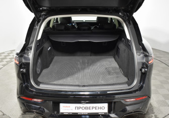 Подержанный автомобиль Voyah Free 2023 года (21 фото)