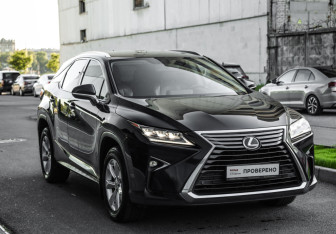 Подержанный автомобиль Lexus RX 2016 года (5 фото)